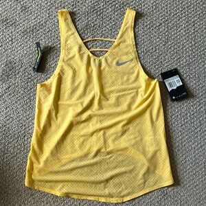 Nike tank